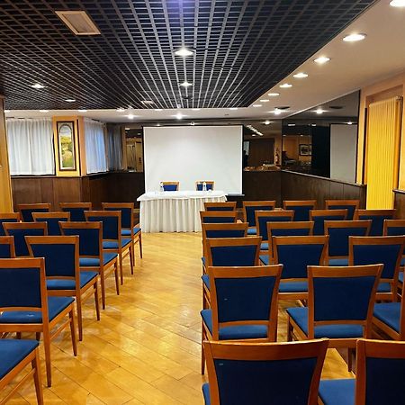 Hotel Les Jumeaux Courmayeur Kültér fotó